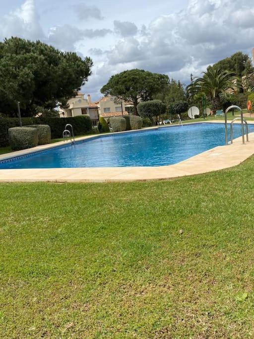 Marbella Cabopino Golf And Beach Only Adults Exteriör bild